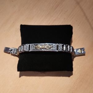 Elegant Women's Bracelet.  Lots Of Extraordinary Detail